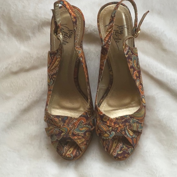 Very Volatile wedge 8 NWOT - Picture 2 of 6